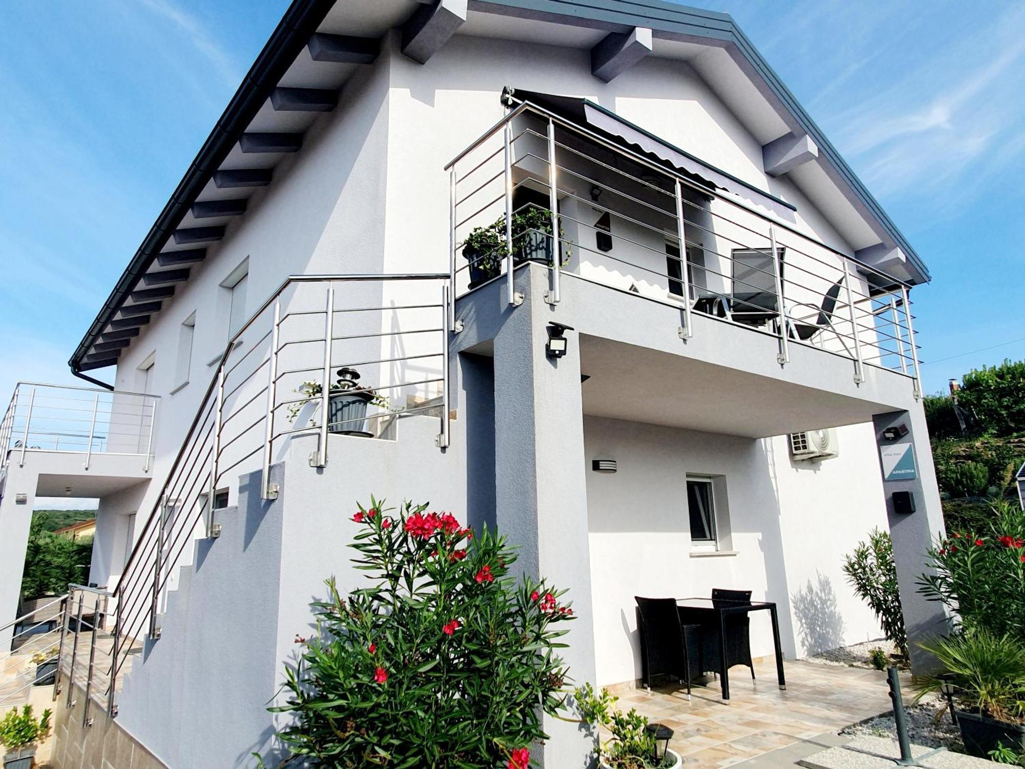 Vila Ines Zgornje Skofije Exterior foto